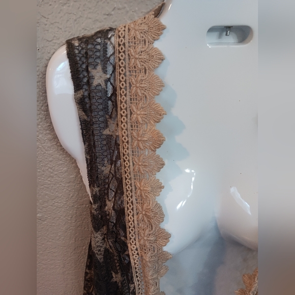 Origami Vest - Picture 6 of 11